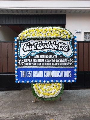 Papan Bunga Duka di Selibar